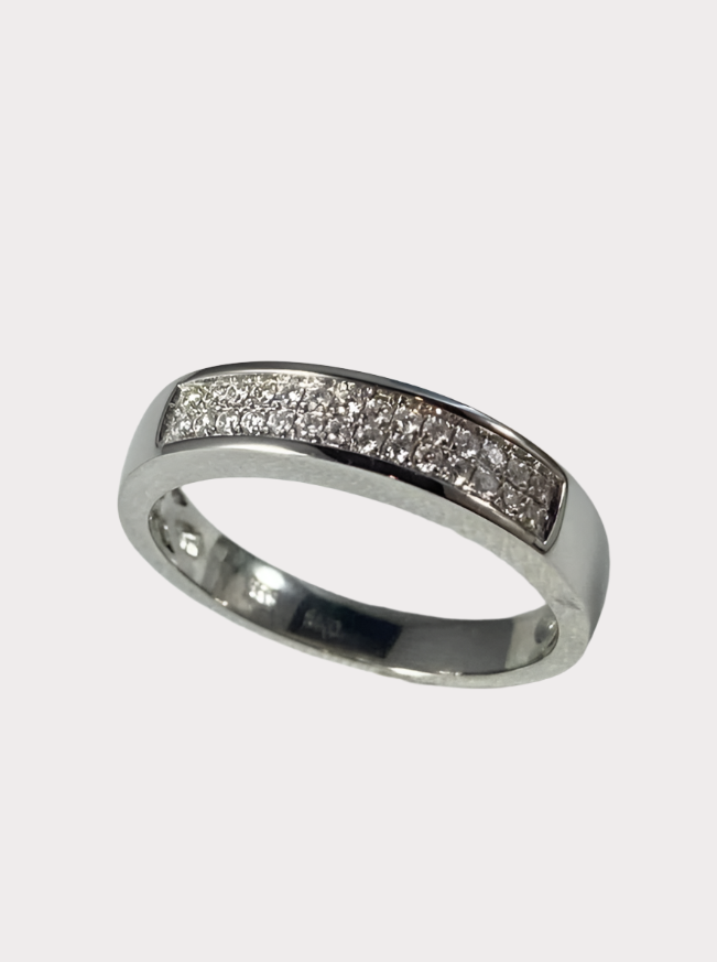 Olivia ring - hvitt gull - 0,14ct