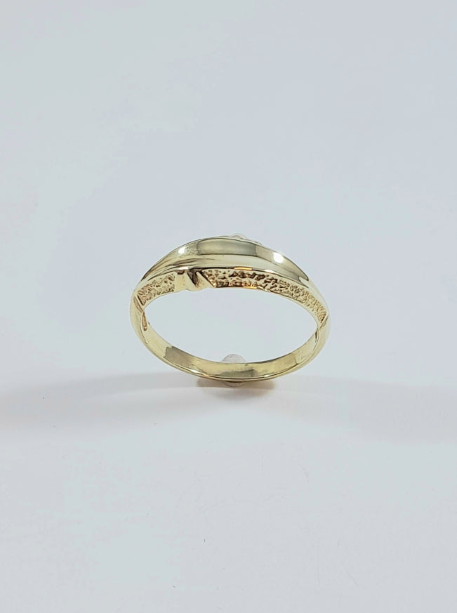 Vintage collection ring