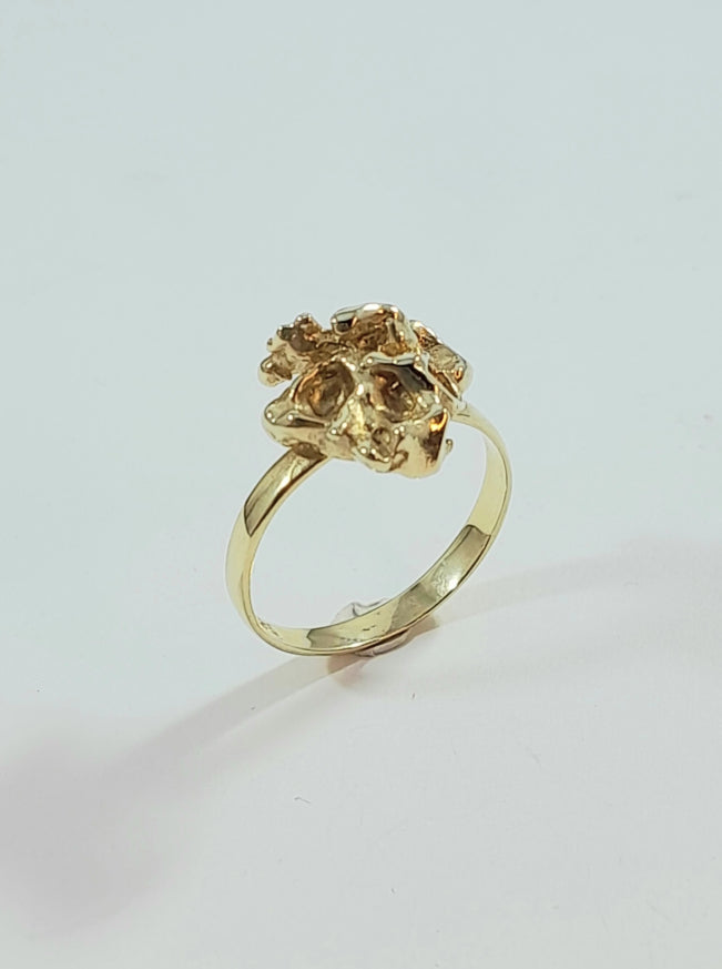 Vintage collection ring