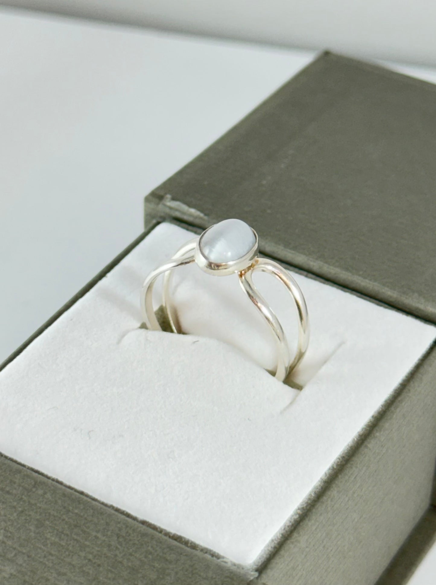 Månesten ring
