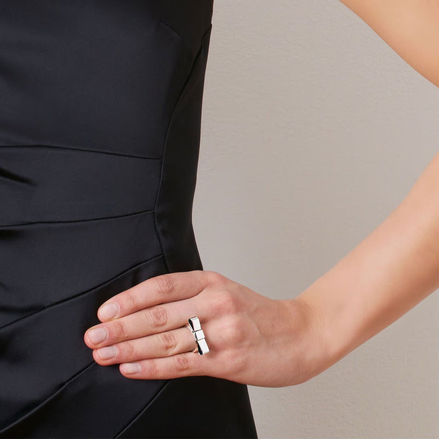 Bow Wow Wow ring